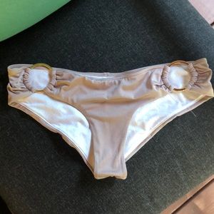 Victoria’s Secret Bikini Bottom with gold rings💕